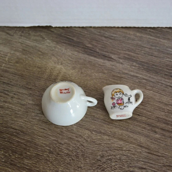 Vtg Play Teacup  and Creamer - Picture 4 of 6